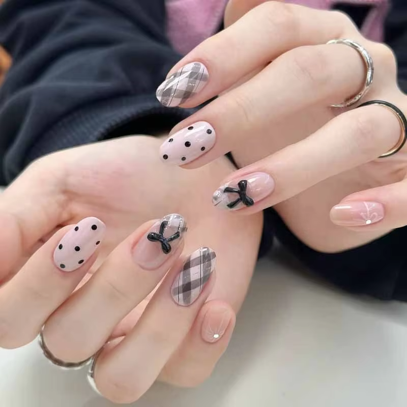 Nail Art Wedding - 24 Adet Fransız Ekose Fasulye Ezmesi