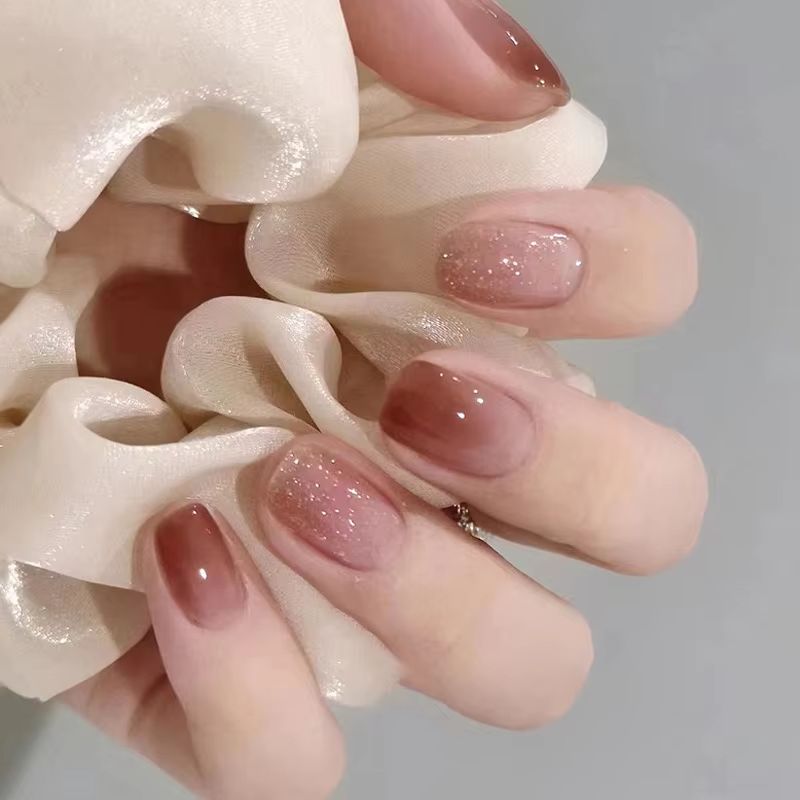 Nail Art Simple Elegant - 24 Adet Basit Kısa Degrade Nail