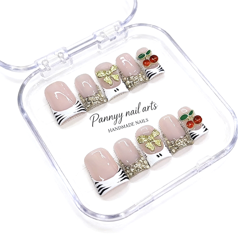 Nail Art Zebra - Ördek Ucu Takma Tırnaklar 10 Adet