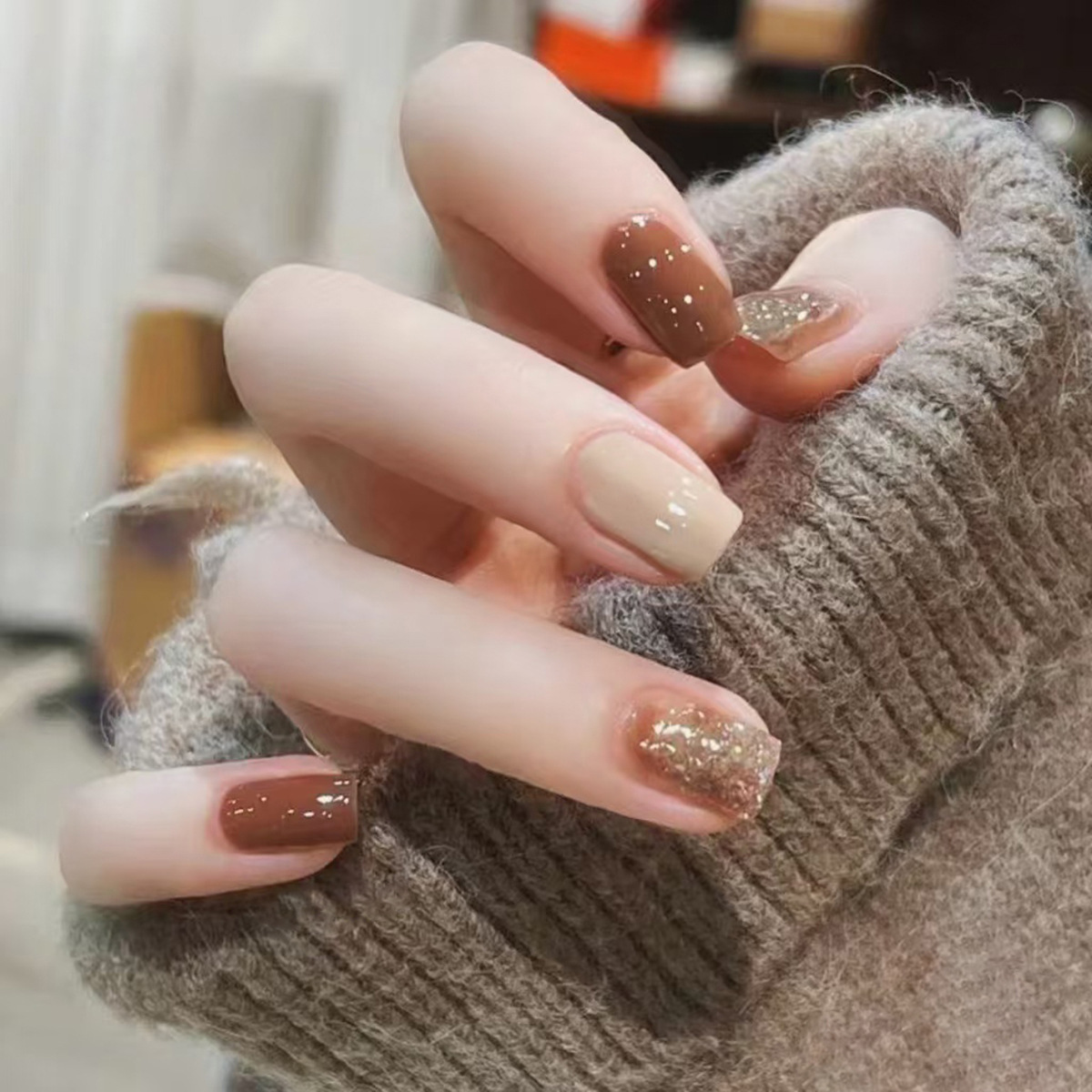 24 adet karamel kahverengi Omb - Nail Art Simple Elegant incelemesi ve fiyatı