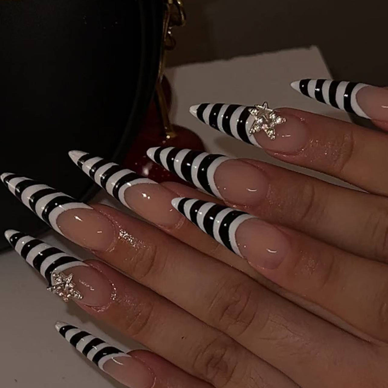 24 Adet Siyah Beyaz Zebra Dese - Nail Art Zebra incelemesi ve fiyatı